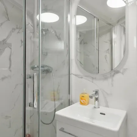 Charming Louvre Apartament